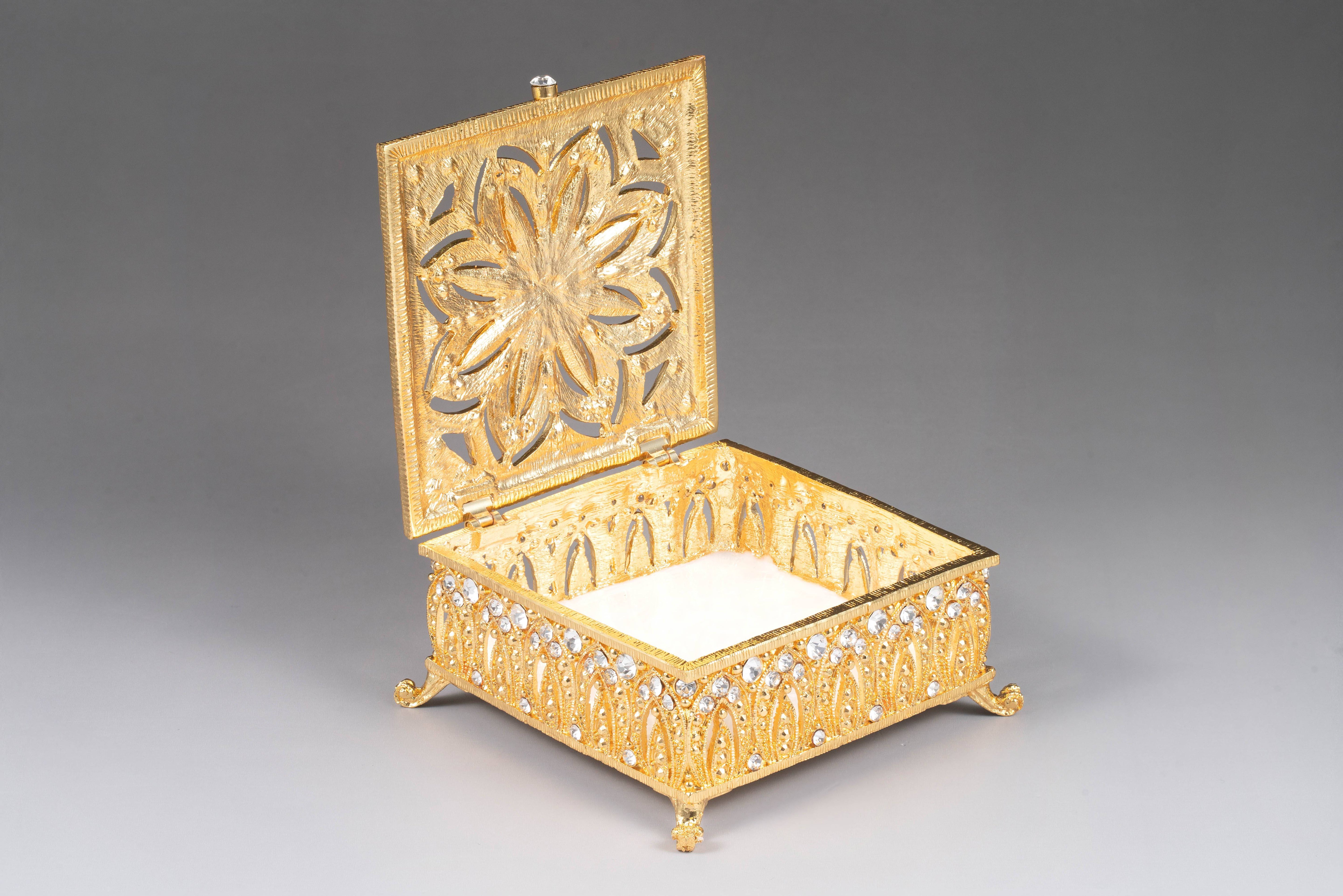 Jewelry Boxes Crown Heritage Collectibles